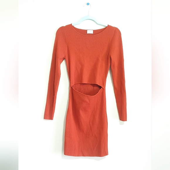 Wilfred Aritzia Revel Red cutout long sleeve dress - Picture 4 of 7